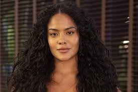 Vale Tudo: Maria de Fátima se interessa por Afonso ao saber que ele é  herdeiro do Grupo Almeida Roitman