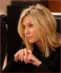 31 Charming Long Blonde Hairstyle For Women Hair Styles 40 Year Old Hair Styles Long Blonde Hair