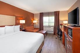 The area's natural beauty can be seen at yukon wildlife preserve and takhini hot pools, while macbride museum of yukon history and old log church are cultural highlights. Canadas Best Value Inn Richmond Hill Richmond Hill Updated 2021 Prices
