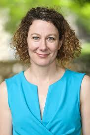 Elizabeth Warlick's Instagram, Twitter & Facebook