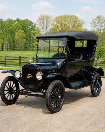 Midwest Dream Car Collection | Motor Monday--- Before the Model T came the Model R. This 1907 Ford Roadster was a stylish upgrade to the wildly popular Model N—complete... | Instagram