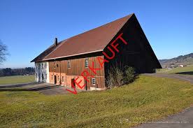 In zeiten von niedrigen kreditzinsen denken viele menschen daran, erspartes als anschubfinanzierung in einen hauskauf zu investieren. Imposante Hofstelle Mit Viel Weideland Und Tollem Panoramablick Bei Isny Herbert Schlusche Immobilienvermittlungs Gmbh