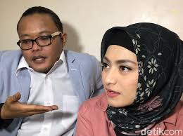 Check spelling or type a new query. Dear Sule Natalie Holscher Ingin Nikah Dengan Kamu Secepatnya
