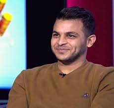 لكن عندما تقع عفريتة في حبه، تمنحه فرصة لتغيير حياته كلياً. Ù…Ø­Ù…Ø¯ Ø±Ø´Ø§Ø¯ Arab Idol Home Facebook