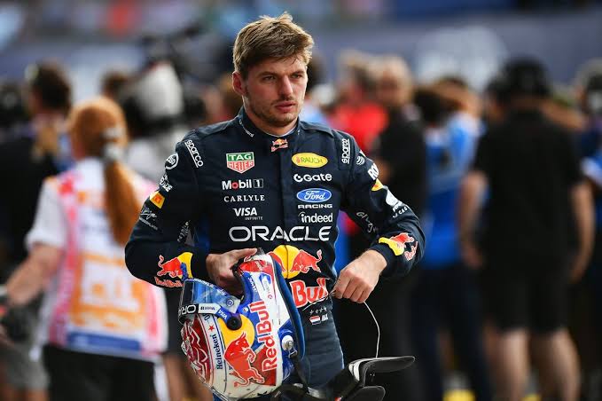 Max Verstappen "fed up" with Red Bull issues as he reveals cause of British GP crash - Yahoo Sports