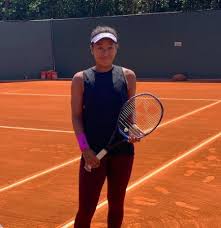 At that time, naomi was 3 years old. Naomi Osaka Tennis Player Bio Wiki Boyfriend Age Net Worth Family Brand