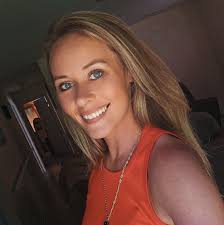 I am currently look for anyone the knew a Gerald Cazier (has passed away I  believe) he has a sister named Dorothy Cazier. I know that they are from  Utah and from