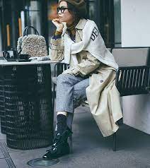 ベレー帽のかぶり方を解説 ちょっとしたコツでかわいさ倍増 オシャレにかぶる方法まとめ oggi jp ベレー帽 かぶり方 ベレー帽 ベレー