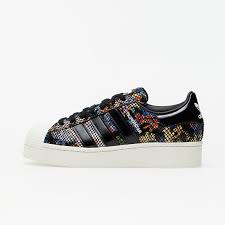 Price and other details may vary based on size and color. Damen Sneaker Und Schuhe Adidas Superstar Bold W Core Black Off White Red