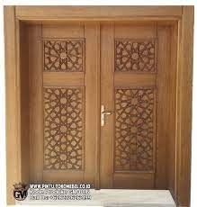 Harga kusen pintu dan jendela kayu kualitas terbaik seperti kayu jati, kayu kamper dilengkapi dengan beberapa contoh model gambar kusen pintu dan jendela dari kayu terbaru di tahun 2016. Kusen Pintu Masjid Kayu Jati Gm 0116 Pusat Mebel Pintu Khas Ukir Jepara