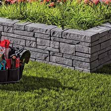 With a personal touch and a commitment to complete customer satisfaction, we continue to make people smile about their landscapes. Concrete Garden Wall 5 75 X 16 Shadow Blend 16252301 Rona