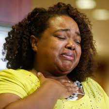 Duck boat survivor Tia Coleman speaks from Branson hospital