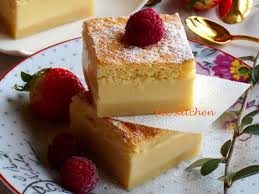 Gateau Magique A La Vanille Facile Et Rapide Recette Ptitchef Recette Recette Gateau Magique Recette De Gateau D Anniversaire Gateau Magique