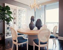 Chic And Beautiful Dining Areas Vintage Dining Room Hollywood Regency Dining Room Comfy Living Room Furniture
