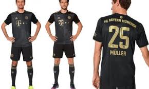 More about bayern munich shirts, jersey & kits 2021 / 2022 hide. Football Fashion Football Fashion