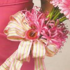 Each bouquet comes with 9 individual stems of high quality and each flower measures 4 inches across. Gerber Daisy Wedding Bouquet Diy Wedding Tutorials Recipes Supply