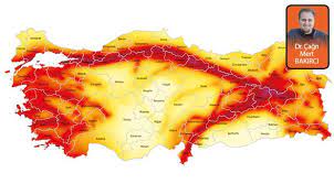 Kıyı kesimlerinde şiddetli şekilde hissedilen deprem korku ve paniğe sebep oldu. Beklenen Buyuk Istanbul Depremi