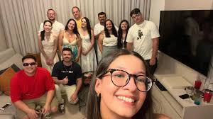 Curiosidades do universo Tupperware: Quem é Earl Silas Tupper? Estaria  completando, em 28/07/2023 ,116 anos de idade, o engenheiro químico  norte-americano, Earl Silas Tupper, criador dos produtos e fundador da  empresa americana