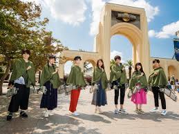 Free shipping free shipping free shipping. Attack On Titan Cast Visit Universal Studios Japan Check Out Aot Attractions So Japan