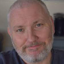 Chris Smallwood's Instagram, Twitter & Facebook