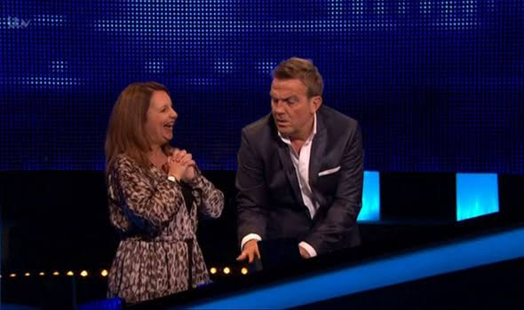 The Chase: Bradley Walsh drags celebrity Lucy Porter off-stage for rule  break | TV & Radio | Showbiz & TV | Express.co.uk