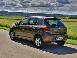 This review of the new dacia sandero contains photos, videos and expert opinion to help you choose the right car. Testbericht Dacia Sandero Im Neuen Modelljahr Bild 17 Von 33 Vet Magazin Com