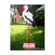 Klapperstorch® der umstandsmode online shop | große auswahl an wohlfühlmode für schwangere die mitwächst. Storch Mit Rosa Baby Als Geschenk Zur Geburt Als Dekoration Zur Taufe