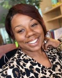 Jennifer Stringfield's Instagram, Twitter & Facebook