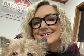 Learn how to help a Fargo woman fighting stage IV lung cancer and other  ways to Lend A Hand Up