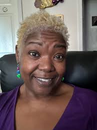 Earlene Weaver's Instagram, Twitter & Facebook