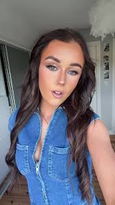 Zach Bryan at Dublin Pub