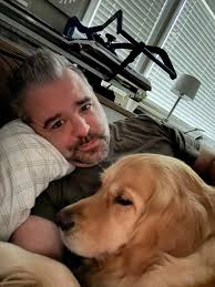 Snuggly morning with or without human?