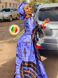 2020 Choose Soucko Bazin For All Your Clothes Needs In Bazin Tel 22379252090 Bamako Mali African Fashion African Attire Fashion