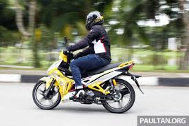 It is the marque's first cub model equipped with electronic fuel injection, and this model also makes it regional and global debut here in malaysia as well. Review 2017 Sym Sport Rider 125i Bare Bones And Basic But With Sporty Looks And At The Right Price Paultan Org