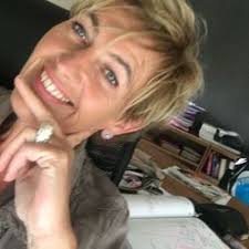 Nelly Nelly : Adresse et numéro de téléphone