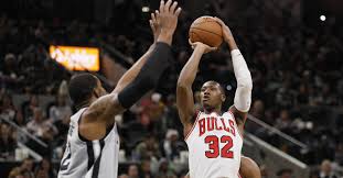 On wednesday, the team announced that kris dunn will continue his current rehabilitation schedule on his right mcl for four to six weeks before progressing to functional training and determining if additional treatment is required (i.e. Bulls Guard Kris Dunn Gave Us One Of The Worst Nba Airballs In A While