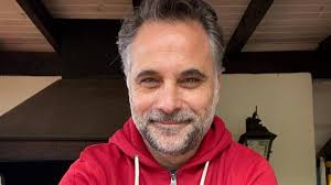 Argentina, chile | biography, facts, career, wiki, life. Paulo Brunetti Responde A Comentarios Por Su Mirada Triste