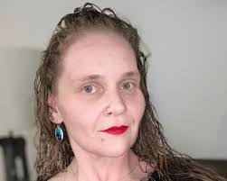 Lisa Goodwin's Instagram, Twitter & Facebook