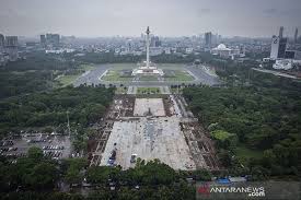 Tugu salak tugu monas artis : Arkeolog Desak Anies Batalkan Formula E Di Kawasan Monas Antara News