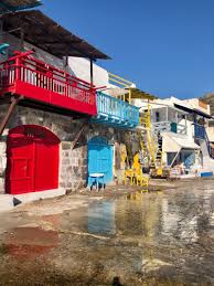 Maybe you would like to learn more about one of these? Mhlos Ena Nhsi Polla Diaforetika Topia Oi Paralies Ta Spots Kai Ola Osa Kanoyn Tis Diakopes Se Ayto To Nhsi Anepanalhptes Eikones Travel Iefimerida Gr