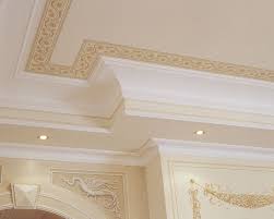 Use of different shades like black, brown and beige has created a beautiful and relaxing vibe in the living room. Border Pop Molding Design Novocom Top