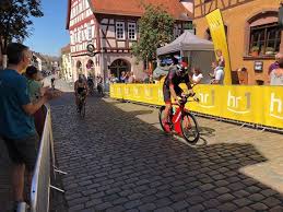 Wieder Mal Spektakel In Hochstadt Imfrankfurt Twitterlauftreff Instagram Stadt Malen