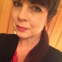 40+ perfiles de «Victoria Finlay»