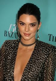 Jenner is the daughter of kris jenner and caitlyn jenner. Kylie Jenner Jungste Milliardarin Aufgrund Einer Einfachen Idee Express De