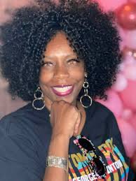 Sharon Chism's Instagram, Twitter & Facebook