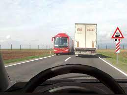 Cand se reduce campul vizual al conducatorului auto? Chestionare Auto Indicatorul VÄ AvertizeazÄ CÄ UrmeazÄ