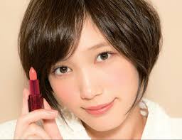 色気も可愛さもゲットしたい本田翼ショートで叶えるモテヘアスタイル