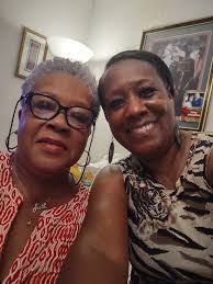 Regina Ponder's Instagram, Twitter & Facebook