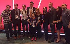 Outside of his two siblings, devin booker had a maternal grandfather, jesse gutierrez, who passed away in june 2017. Devin Booker Forms Unlikely Bond With Phoenix Suns Fan Sports Illustrated