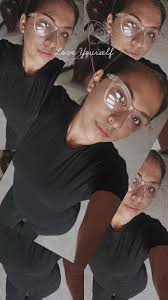 Edith Robles (@edith11123)